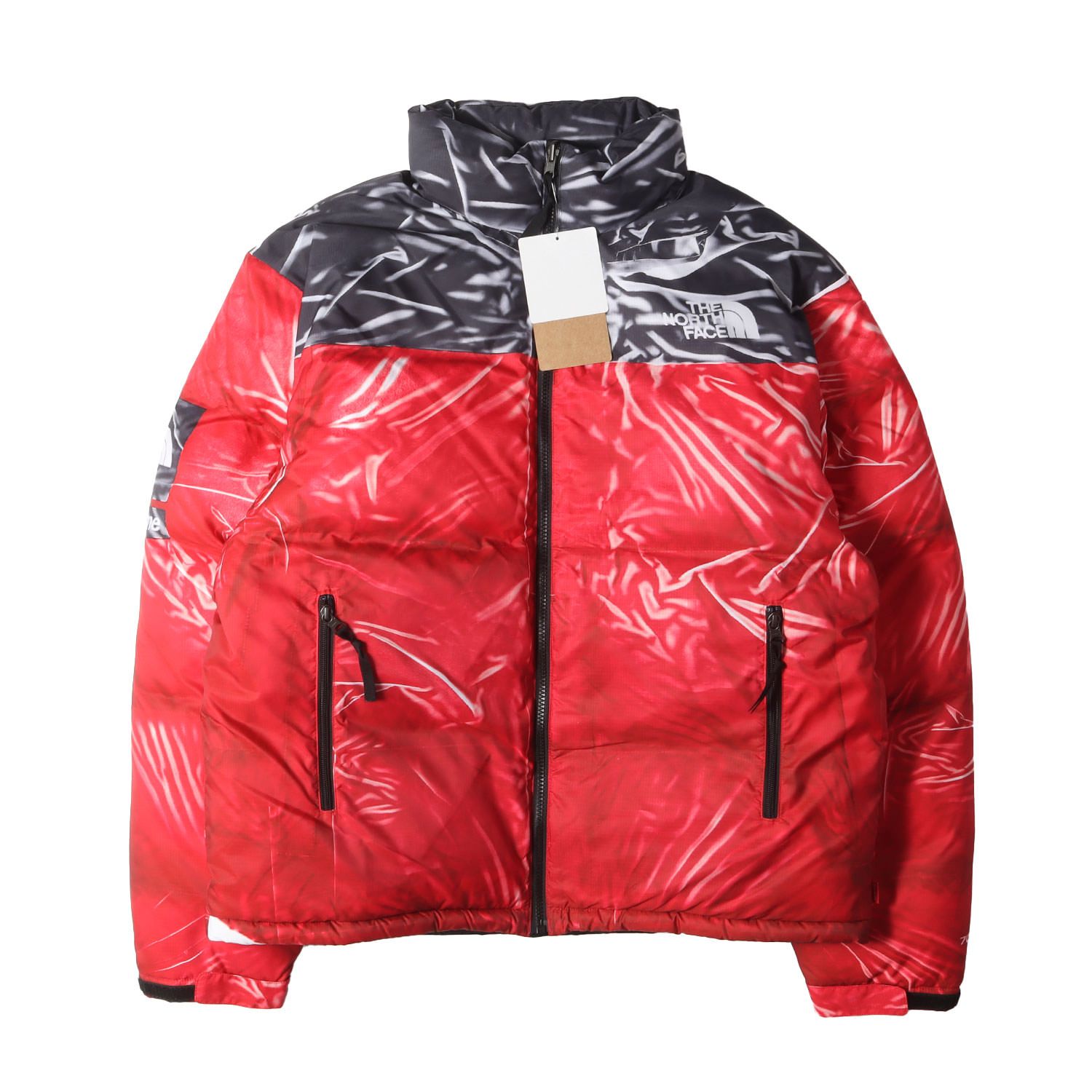 新品 Supreme シュプリーム ジャケット サイズ:L 23SS THE NORTH FACE 騙し絵プリント ヌプシ ダウンジャケット (Trompe Loeil Printed Nuptse Jacket) レッド アウター ブルゾン コラボ