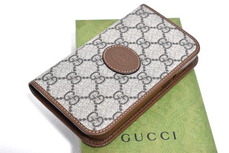 ○★新品 未使用 GUCCI GGスプリーム 手帳型 iPhone15用 新品 GUCCI GGスプリーム iPhone15用 スマホケース 国内正規品