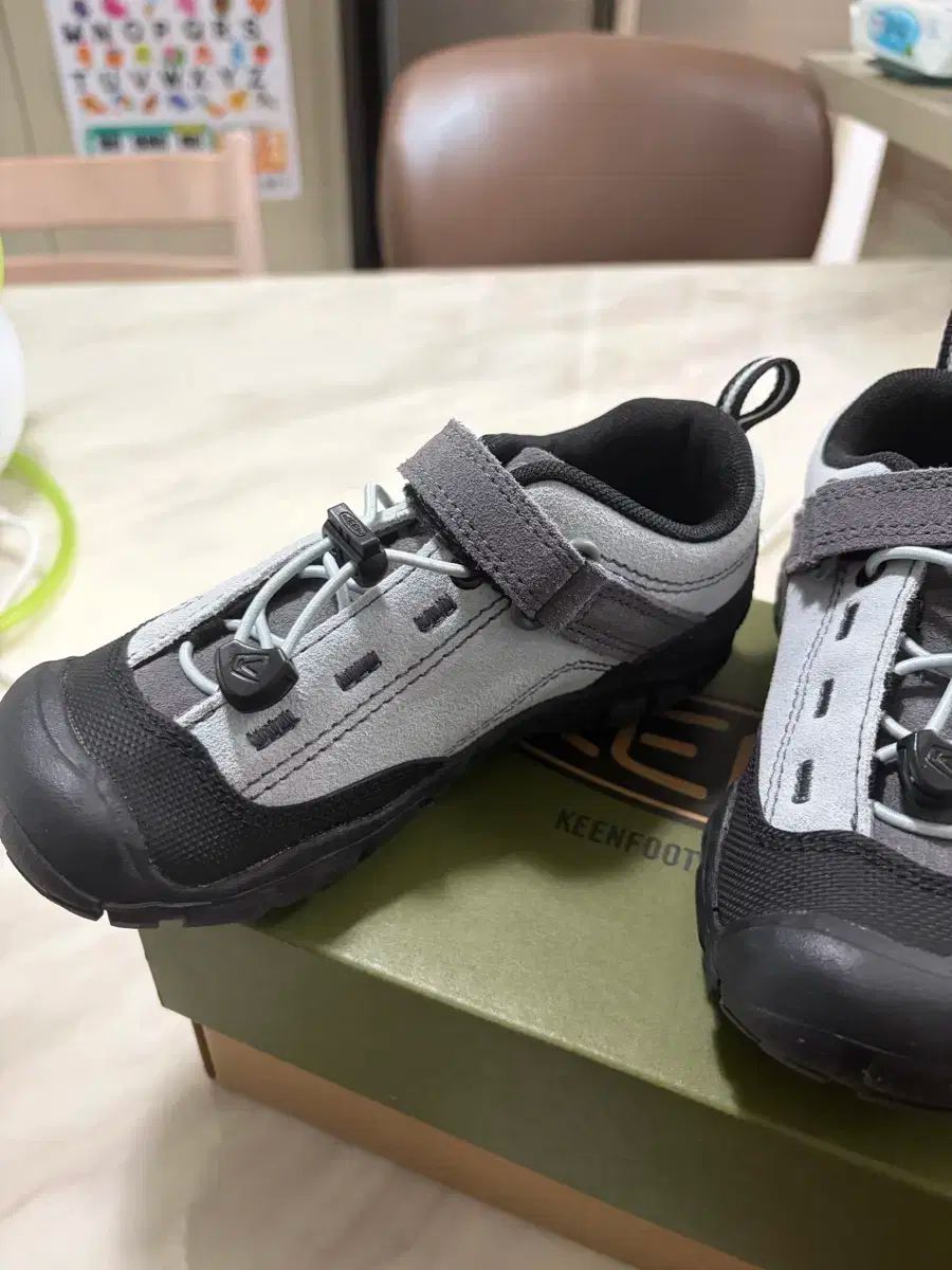 KEEN ジャスパー2 キッズ スニーカー 185