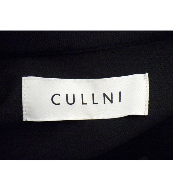 美品　CULLNI　長袖シャツ　ボウタイ　ベージュ　比翼　21AW　日本製　2 クルニ CULLNI FRONT LAYERED BELTED SHIRT 半袖シャツ ベージュ