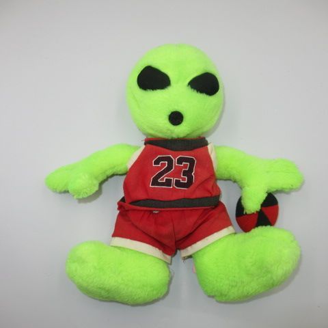 1996年90'svintageビンテージNancoMichal Jordanジョーダンbasketballバスケgreenグリーンalienエイリアン大きさ約２３センチぬいぐるみ人形フィギュア