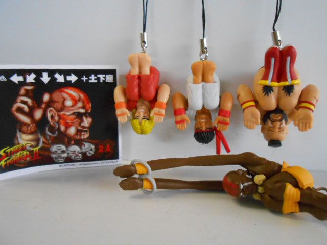 ♯Kvv08NZ生きるストリートファイターII土下座ストラップS入9種
