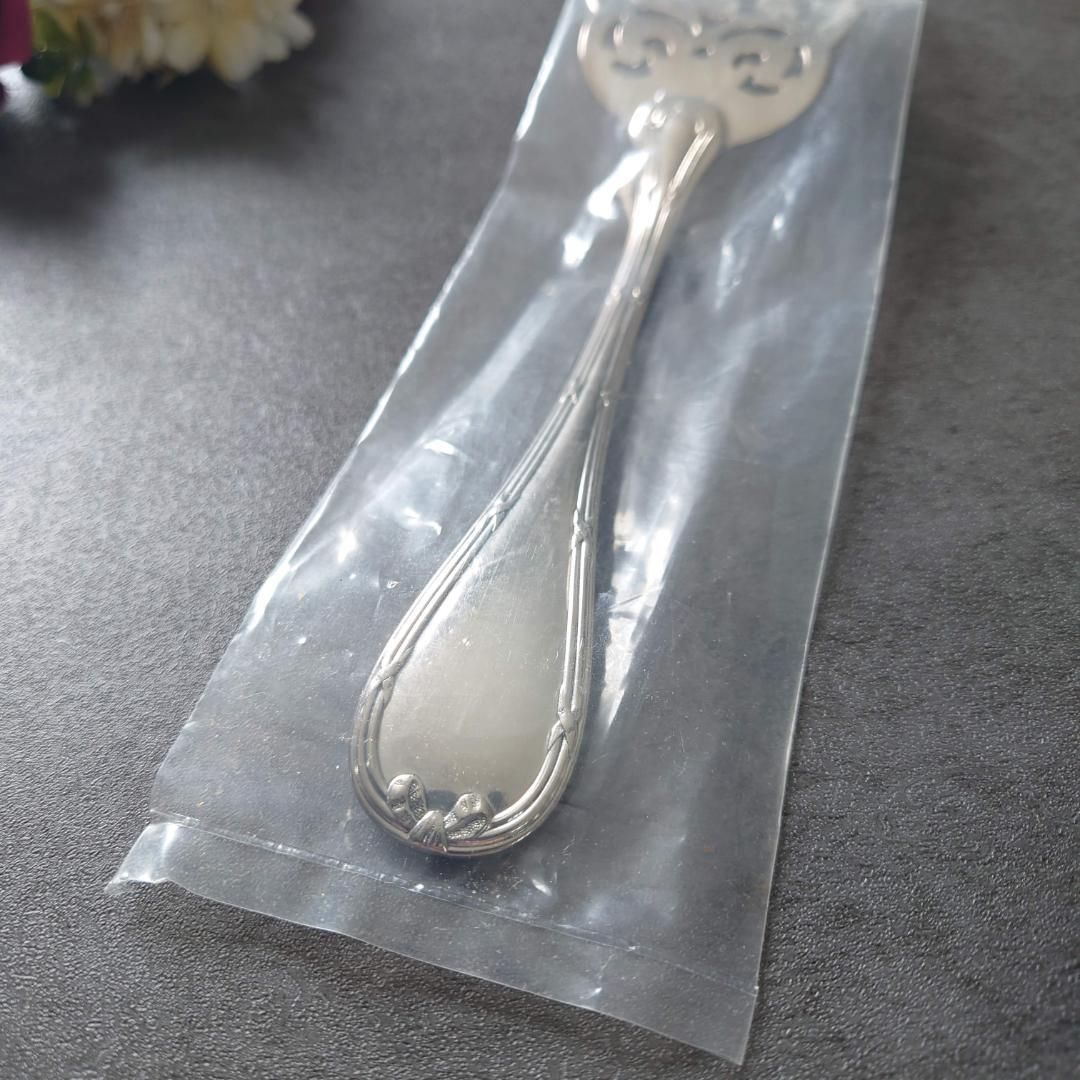 フィッシュサービングフォーク