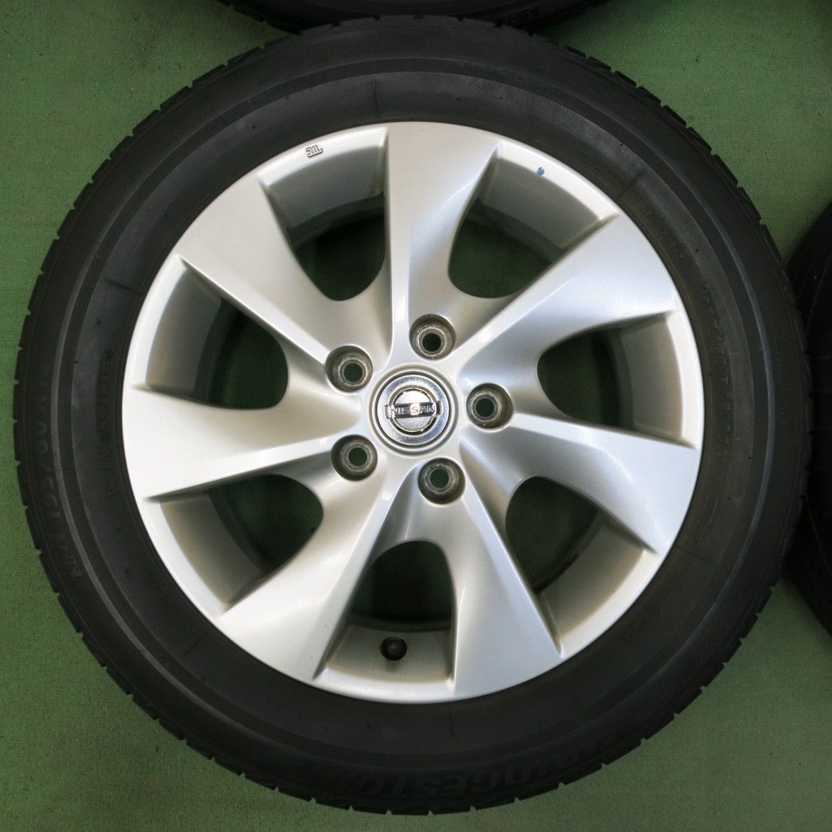 195|60R16 ブリヂストン