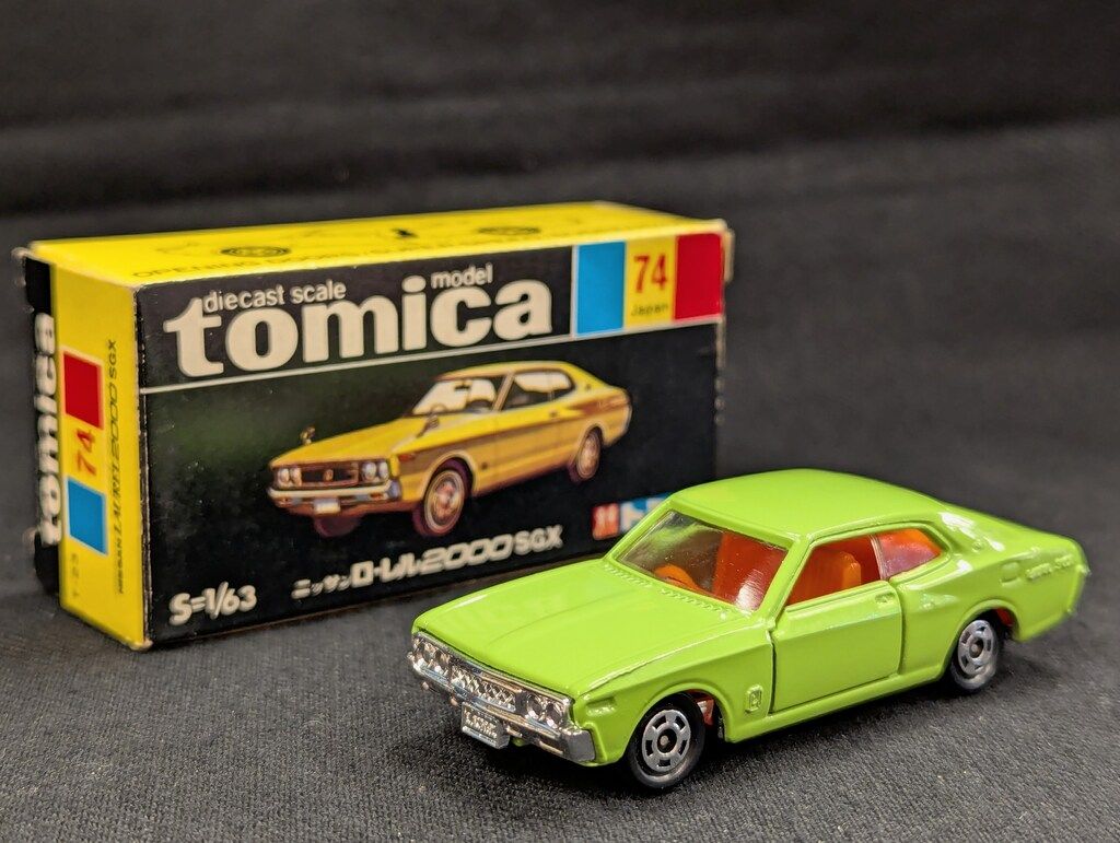 IG2401 1/18 日産 ローレル 2000SGX C130 ホワイト 日産