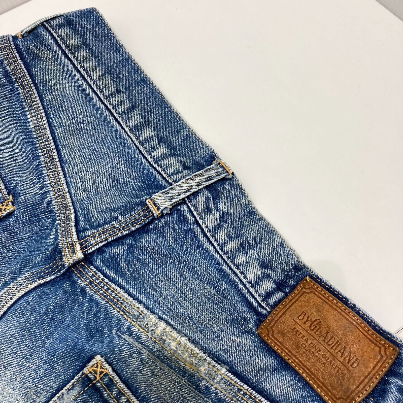 美品　GLADHAND ダメージ加工デニム 32インチ 美品 GLADHAND ダメージ加工デニム 32インチ - メルカリ