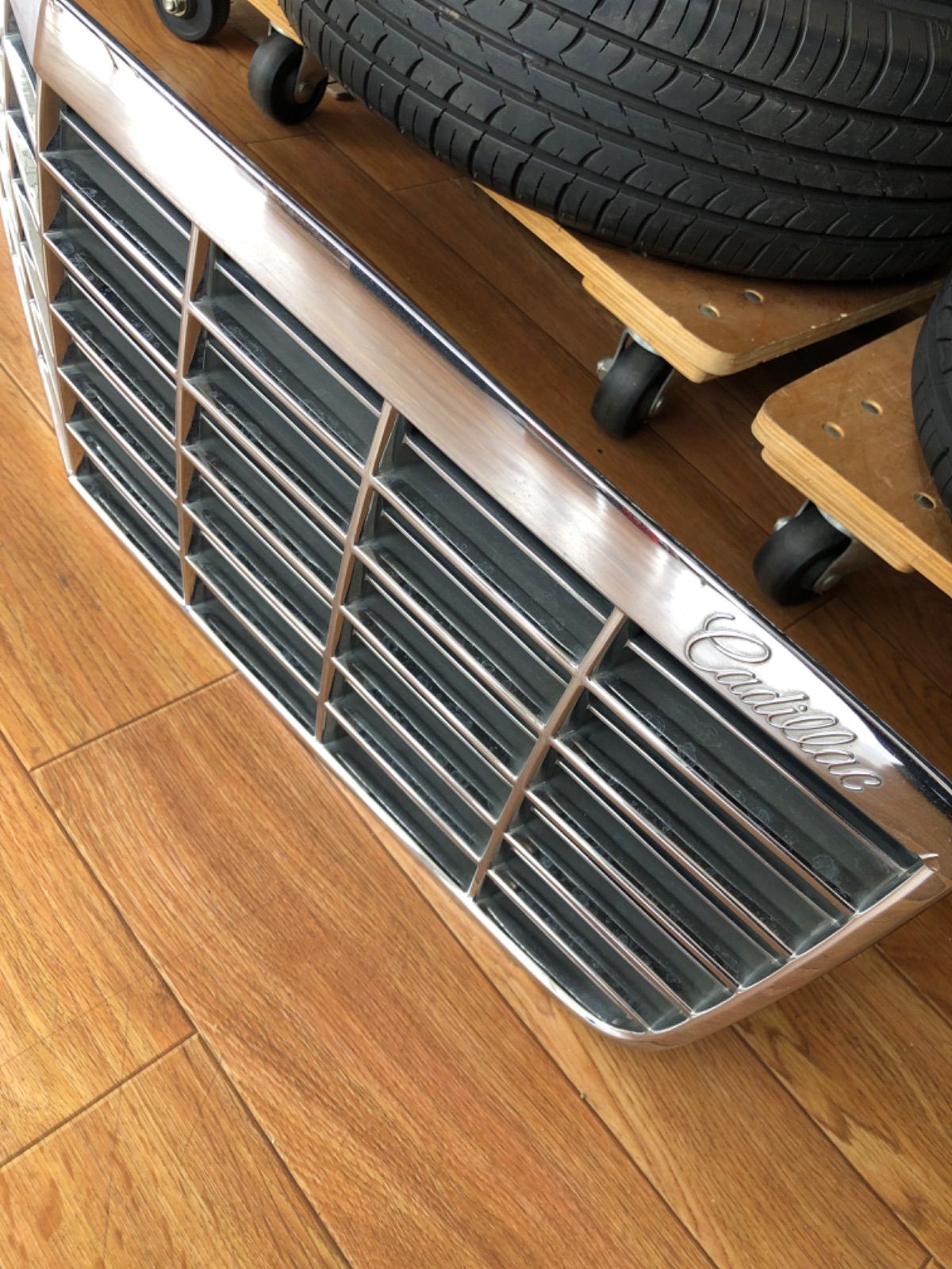 フリートウッドブロアム フロントグリル Cadillac フリートウッド