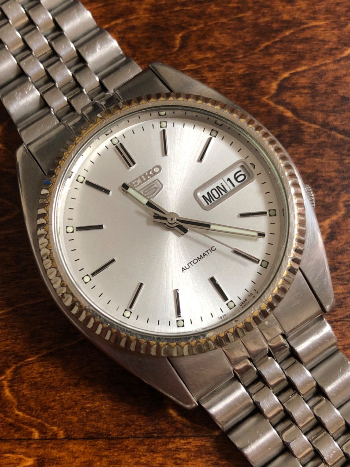 セイコー5 7s26-0500 デイトジャスト スタイル 自動巻き メンズ腕時計