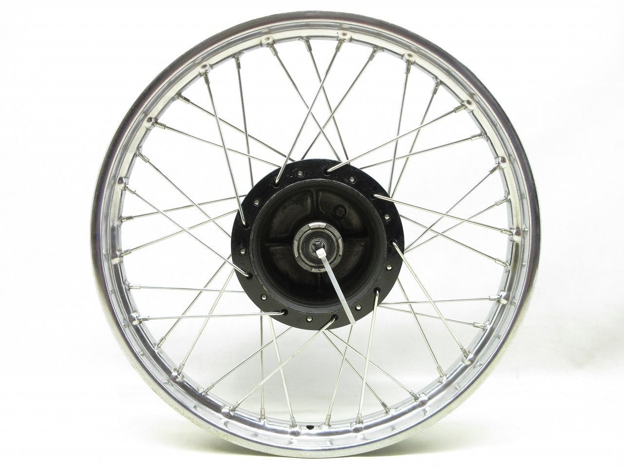 XL50S フロントホイール 1.40×16 バイク部品 0709H34M-2