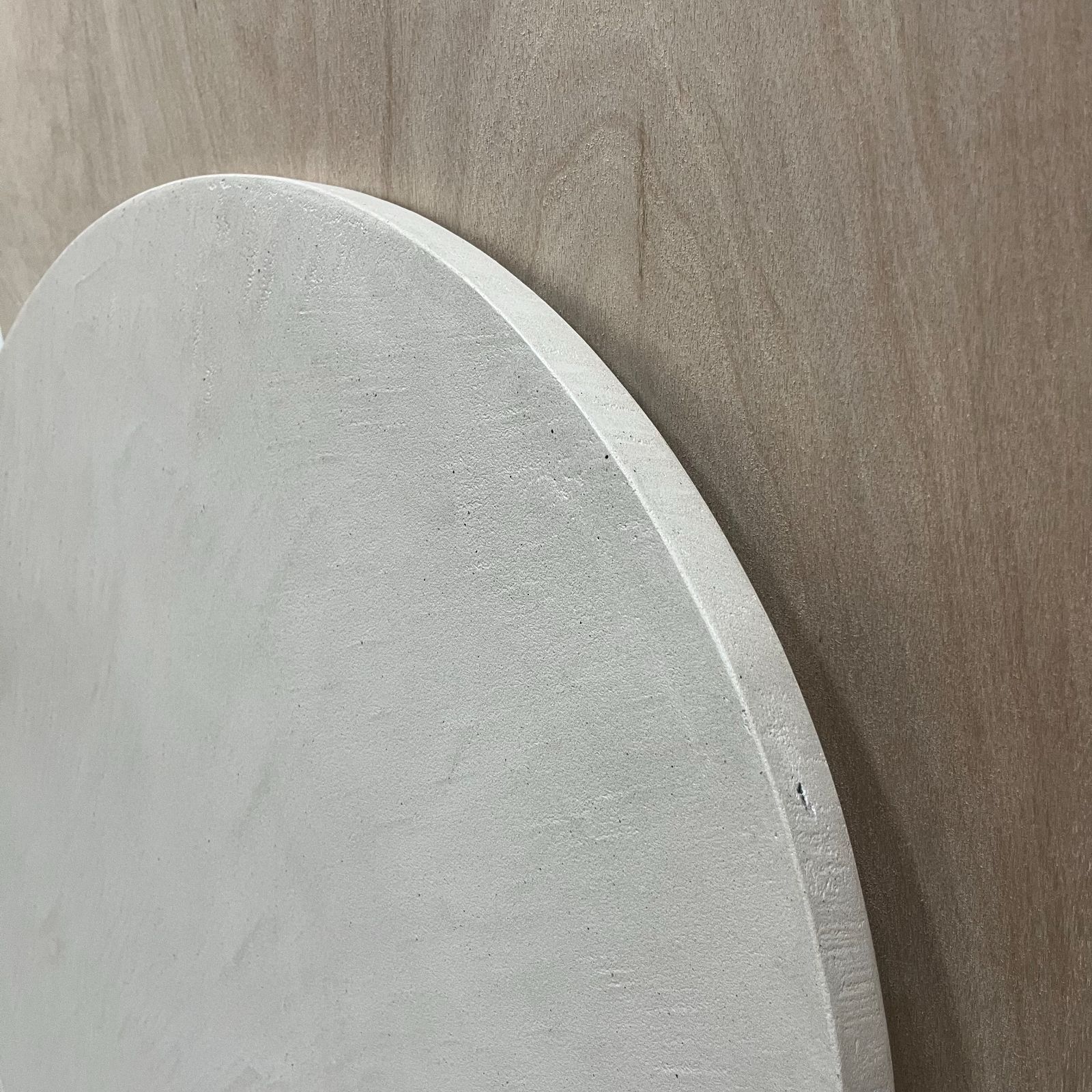 【アウトレットNo.73】モールテックス 天板のみ 丸 円 Φ70cm 厚み34mm アイボリー モールテックス 丸 天板のみ (木製脚/サイズオーダー) | MOKUHARU