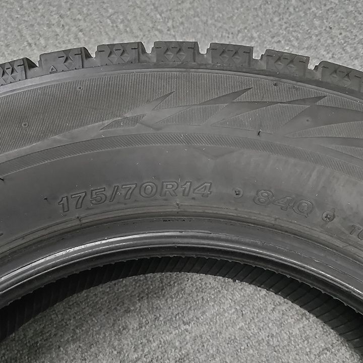 0T25084 _スタッドレスタイヤ BRIDGESTONE ブリヂストン BLIZZAK VRX2 175|70R14 4本セット TRITUETUBI_COM