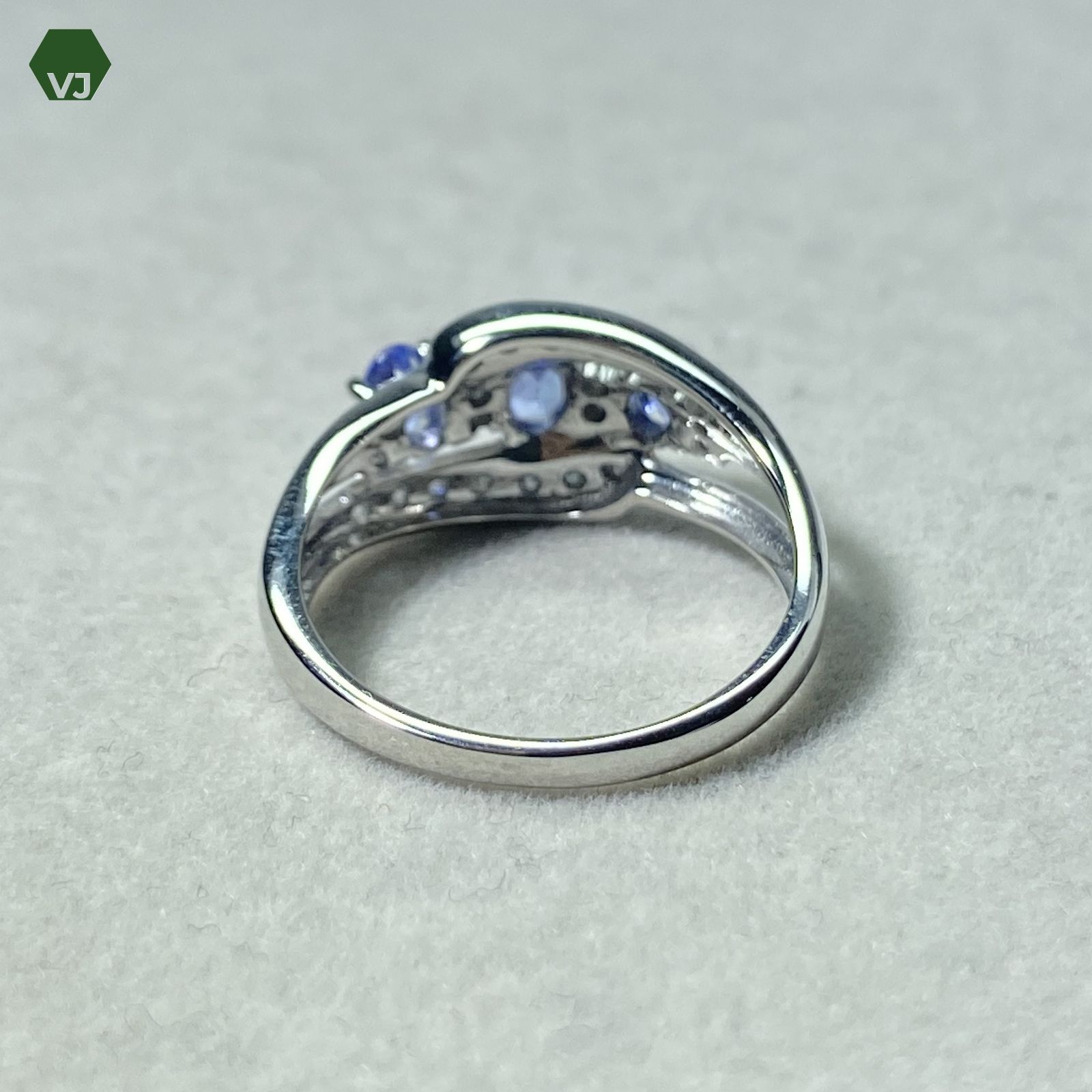 【28-04】ダイヤモンド　タンザナイト　リング　D0.1ct 【中古】 28-04】ダイヤモンド タンザナイト リング D0.1ct の通販 by