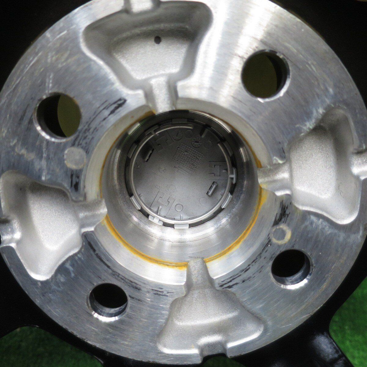 【新車外し品】日産ノート オーラ 純正ホイール 送料無料] 新車外し☆日産 E13 ノート オーラ ニスモ 純正