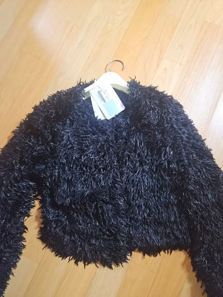 itMICHAA イッミシャ タッセル ファー ジャケット