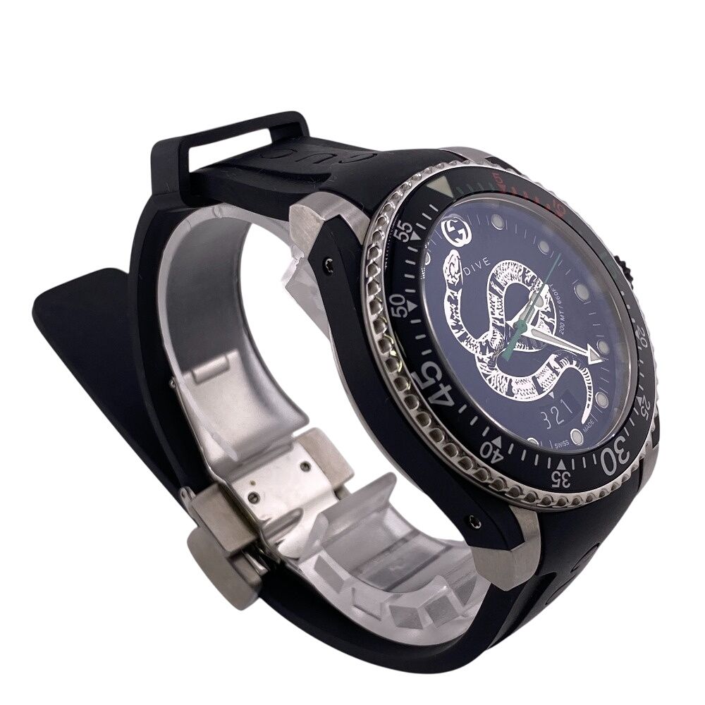 GUCCI アナログ時計 ブラックダイヤル 5％OFF フォロワークーポン！！】GUCCI グッチ DIVE 136.3