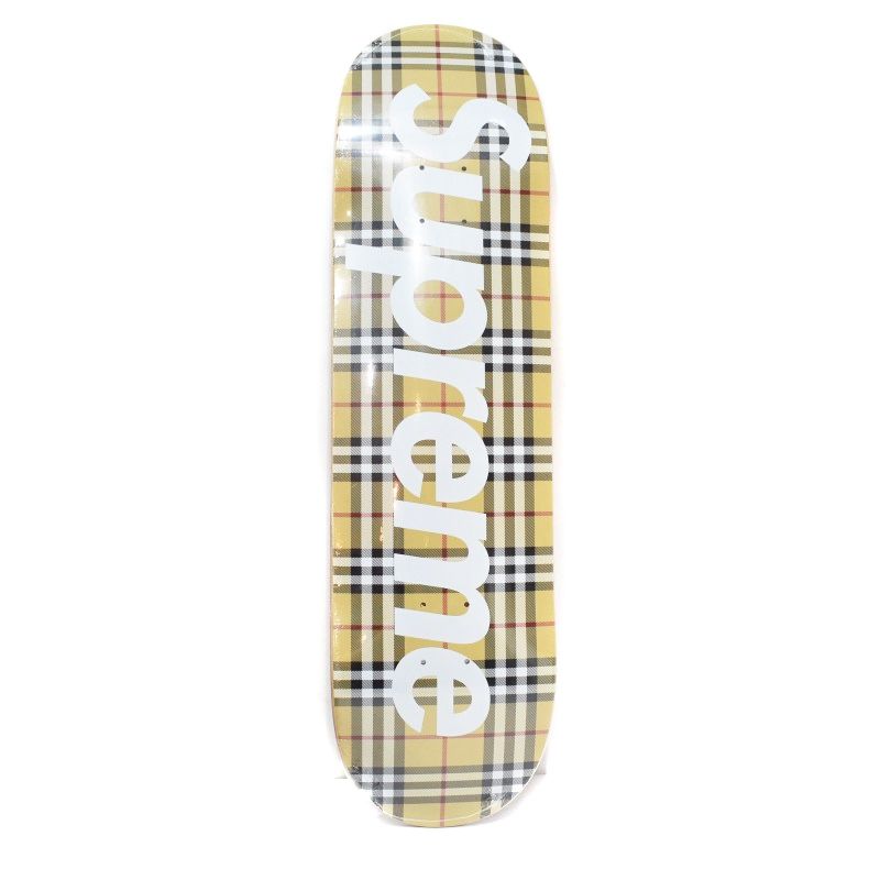 Supreme Burberry チェック スケートボードデッキ　ショッパー Supreme Burberry 寝転がる チェック スケートボードデッキ