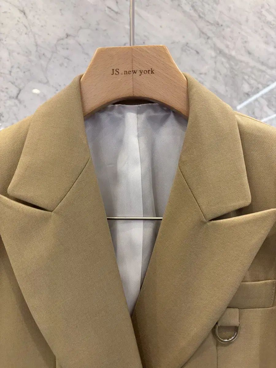 ボタン オーバーサイズ