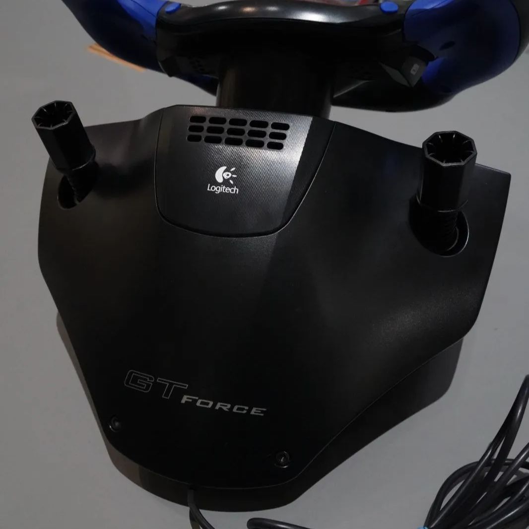 動作確認済】Logicool GT FORCE LPRC-10000 ステアリング 動作確認済】Logicool GT FORCE LPRC-10000 ステアリング