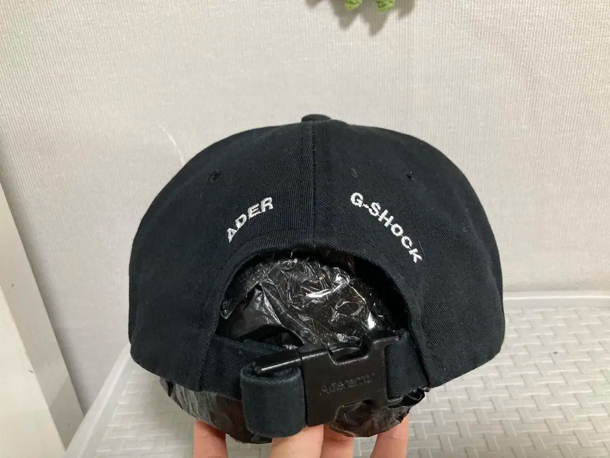 ADER ERROR(アーダーエラー) x Gショック コラボ ネオン