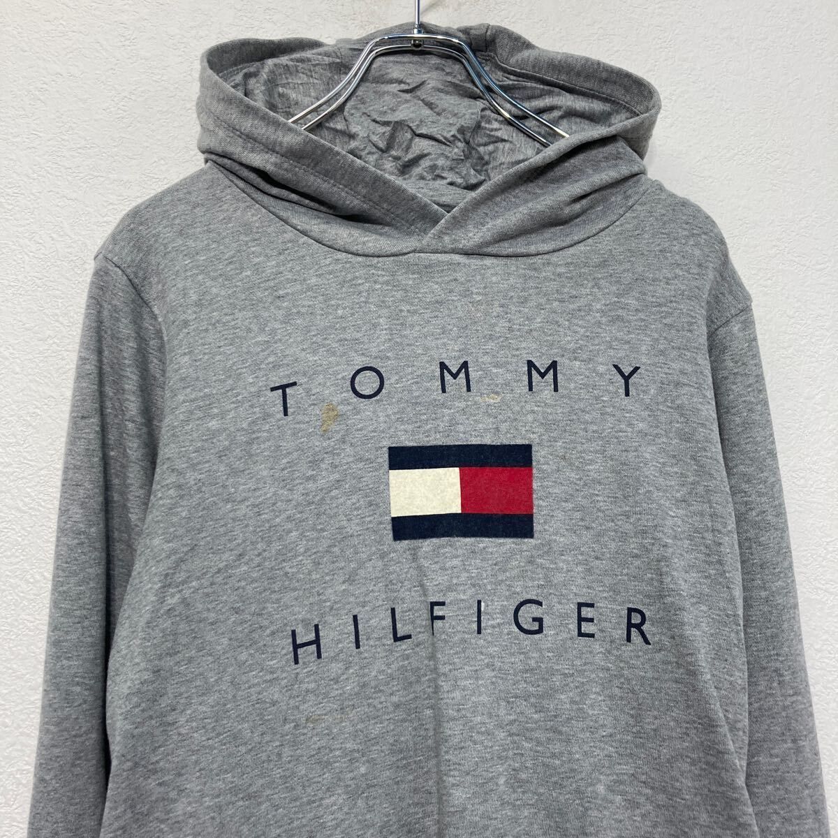 TOMMY HILFIGER プリント スウェット パーカー トミーフィルフィガー レディース L~ グレー 古着卸 アメリカ仕入 a609-5287