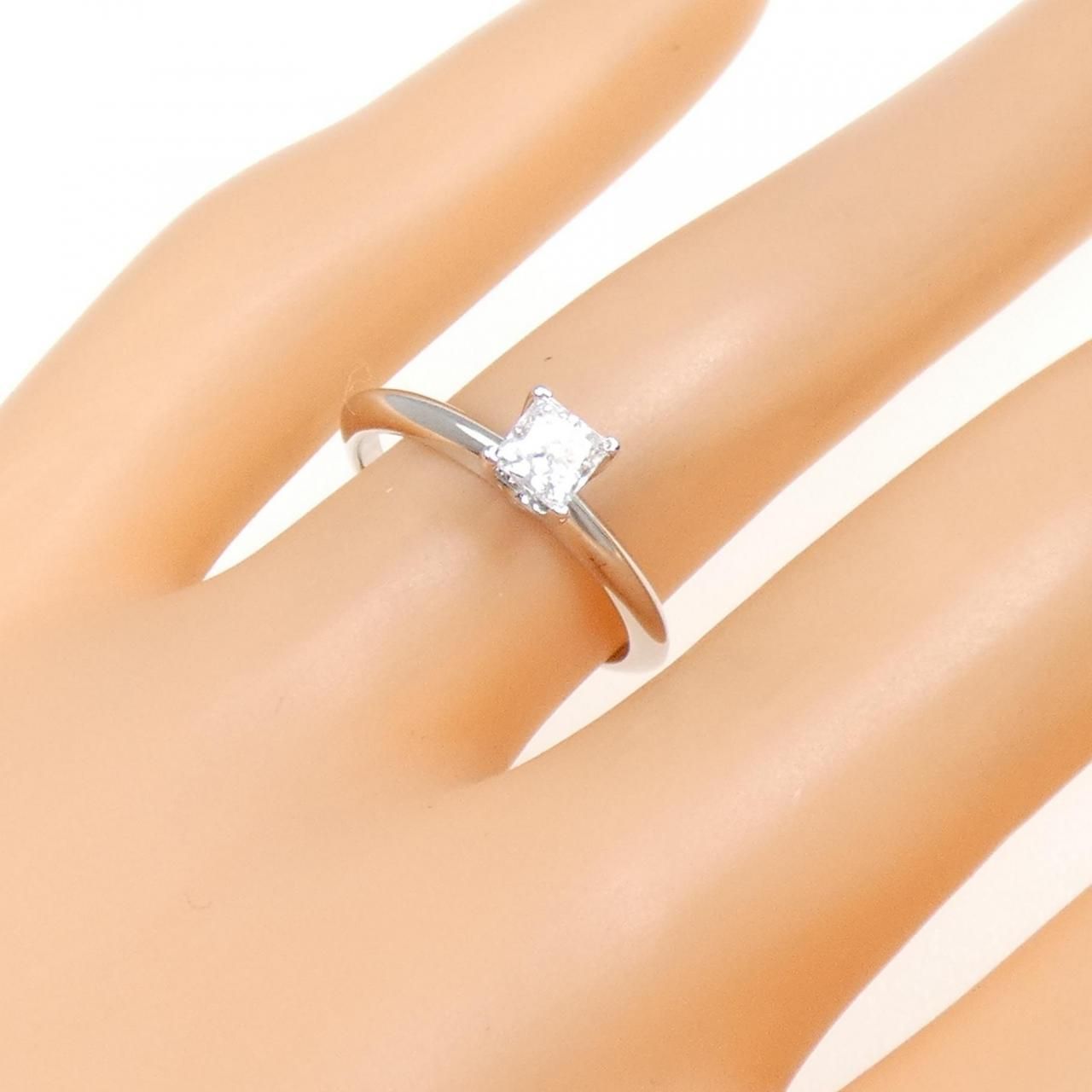 0.37CT