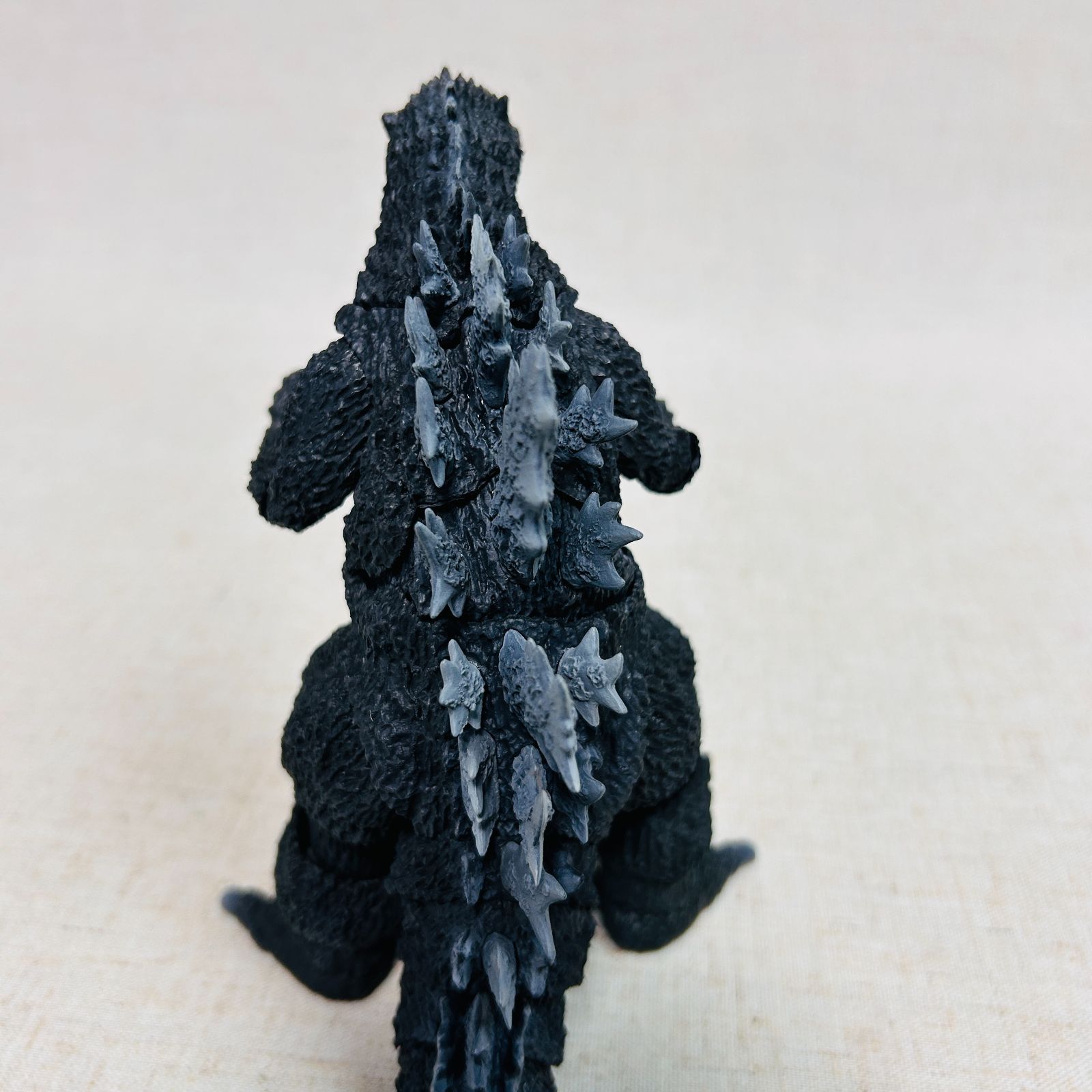 S.H.モンスターアーツ ゴジラ (1954) 約150mm PVC&ABS製 塗装済み可動