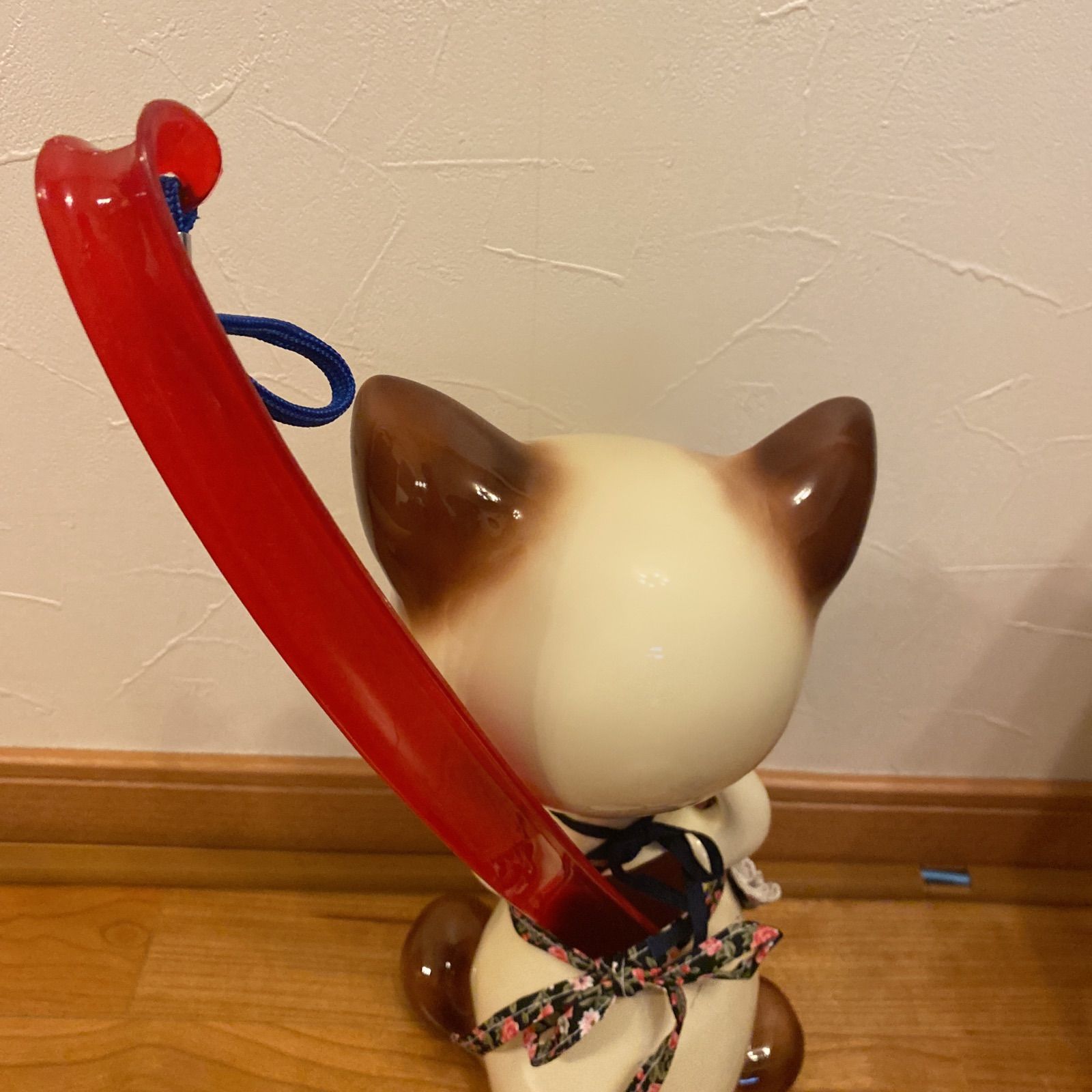 美品 昭和レトロ 陶器の靴ベラ立て エプロンにクシも置けます
