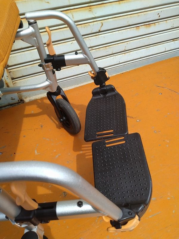 送料無料 一部地域を除く レッグサポートなし NEXT-41B ネクストコア マルチ 多機能 介助車椅子 KM-25-0910-13