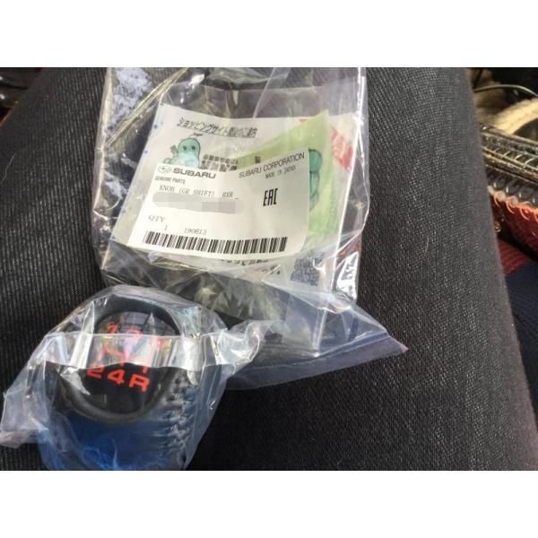 シャア専用オーリス 純正シフトレバー ジオニックトヨタマーク シャー