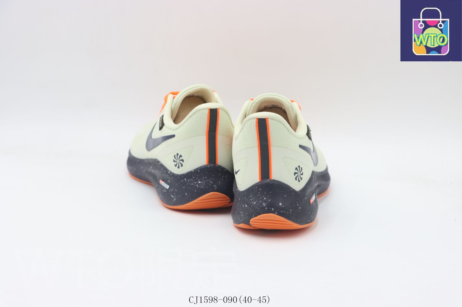【新品　未使用】Nike テニスシューズ 青/オレンジ 今日特価】ナイキ NIKE ランニングシューズ オレンジブルー