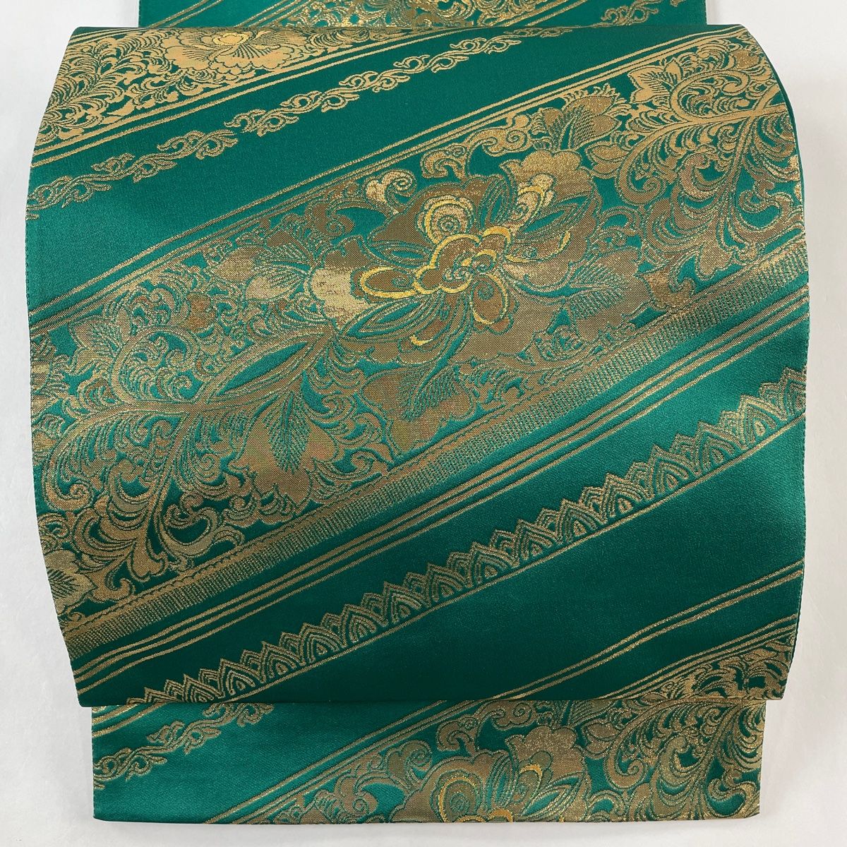 袋帯 秀品 じゅらく 落款 斜縞 草花 本金箔 緑 六通 正絹 【中古