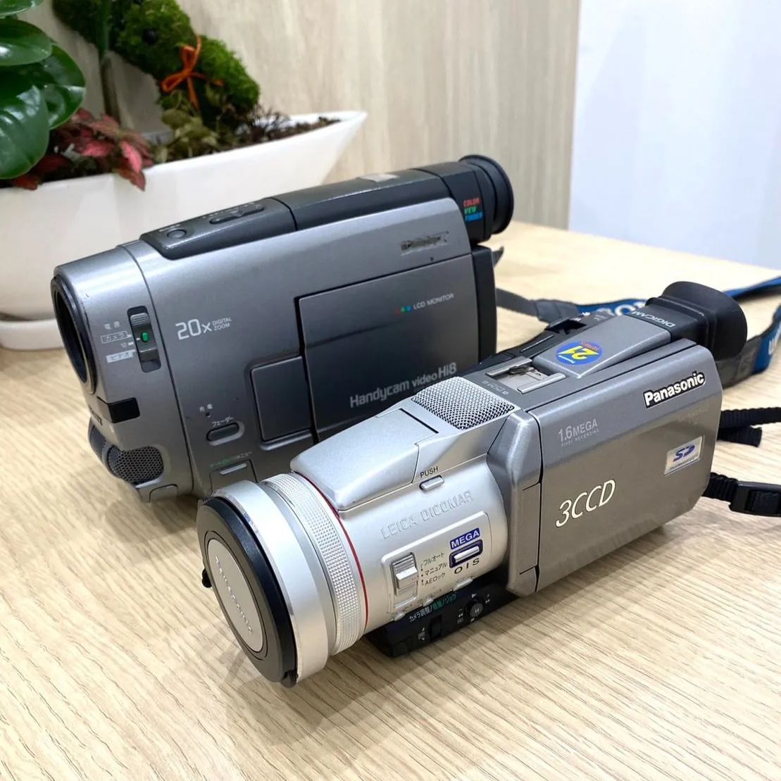 Panasonic パナソニック】 ビデオカメラ NV-MX2500 【SONY ソニー】 CCD-TRV90 Hi8 ビデオカメラ ハンディカム  LAストア メルカリ