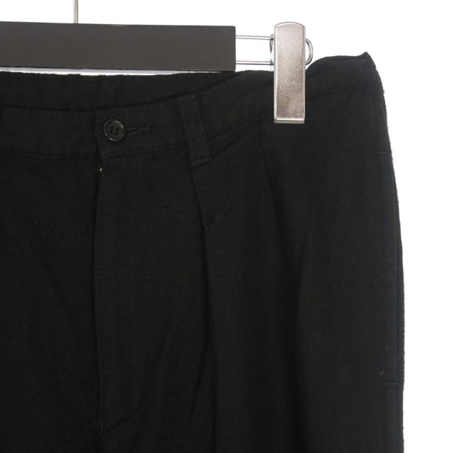 des GARCONS