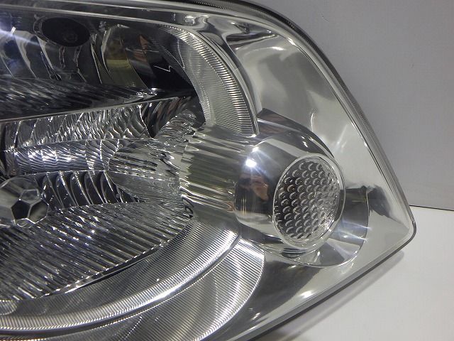 左右 HID