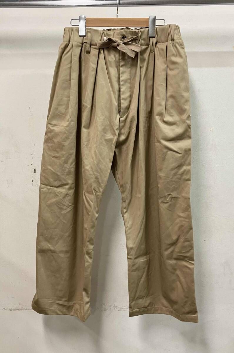 sillage シヤージュ サーキュラーパンツ 綿パン サイズF カーキ