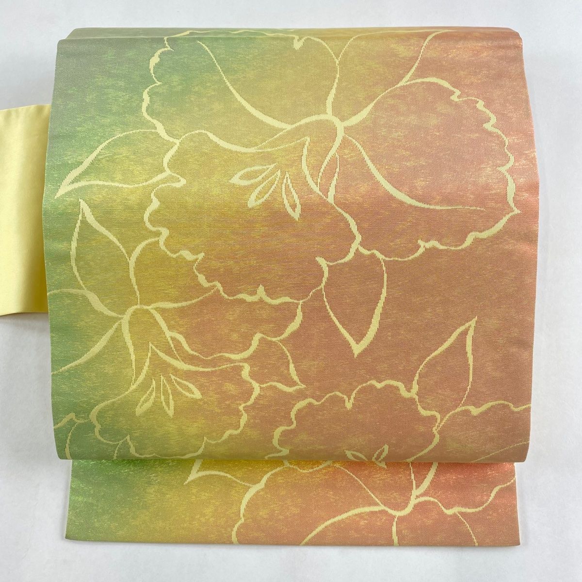 歳末セール❤️新品未使用　正絹　名古屋帯　アール・ヌーヴォー　唐草　草花模様 名古屋帯 正絹 黒 葡萄 唐草 〜横段蔓草葡萄紋〜 ブラック 京玉響