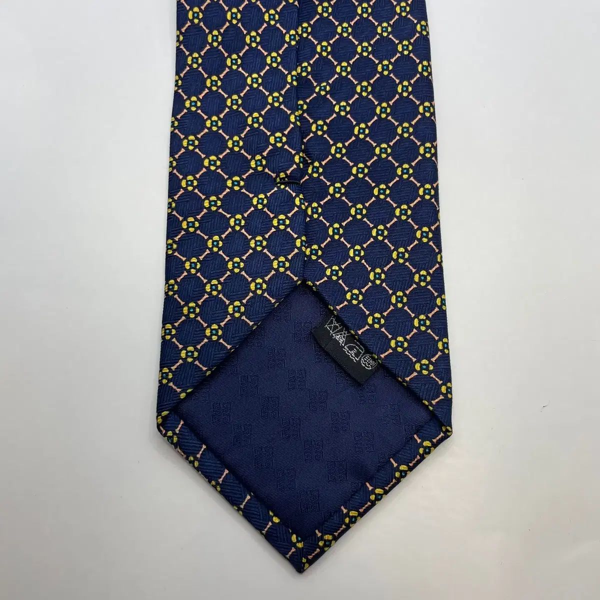 【新品・未使用】イザイア セッテピエゲ ネクタイ ☆ セッテピエゲ ☆イザイア ISAIA☆ レジメンタルタイ