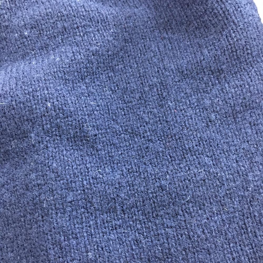 マークアンドロナ 裏地付セーター ネイビー ロゴラメ スカル