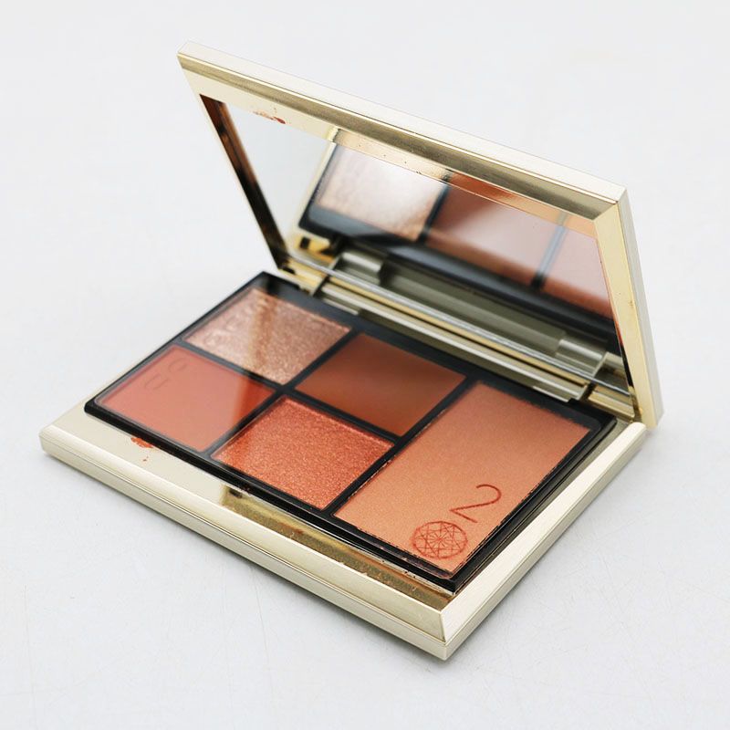 お祝 ギフト仕様 SUQQU アニバーサリー フェイスコンパクト 102 スック