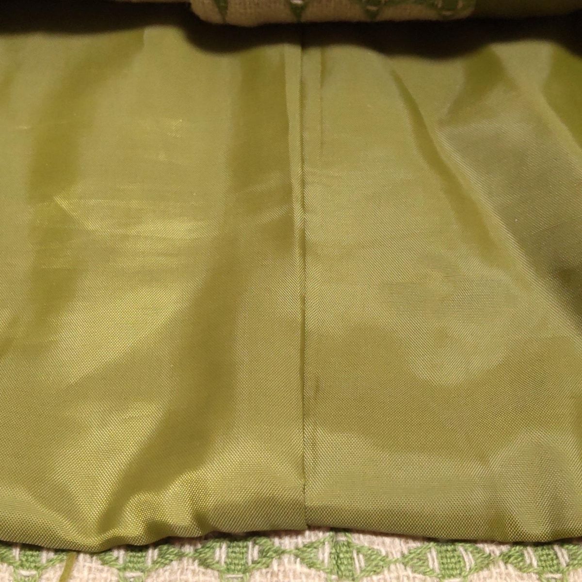 ベージュ×イエローグリーン