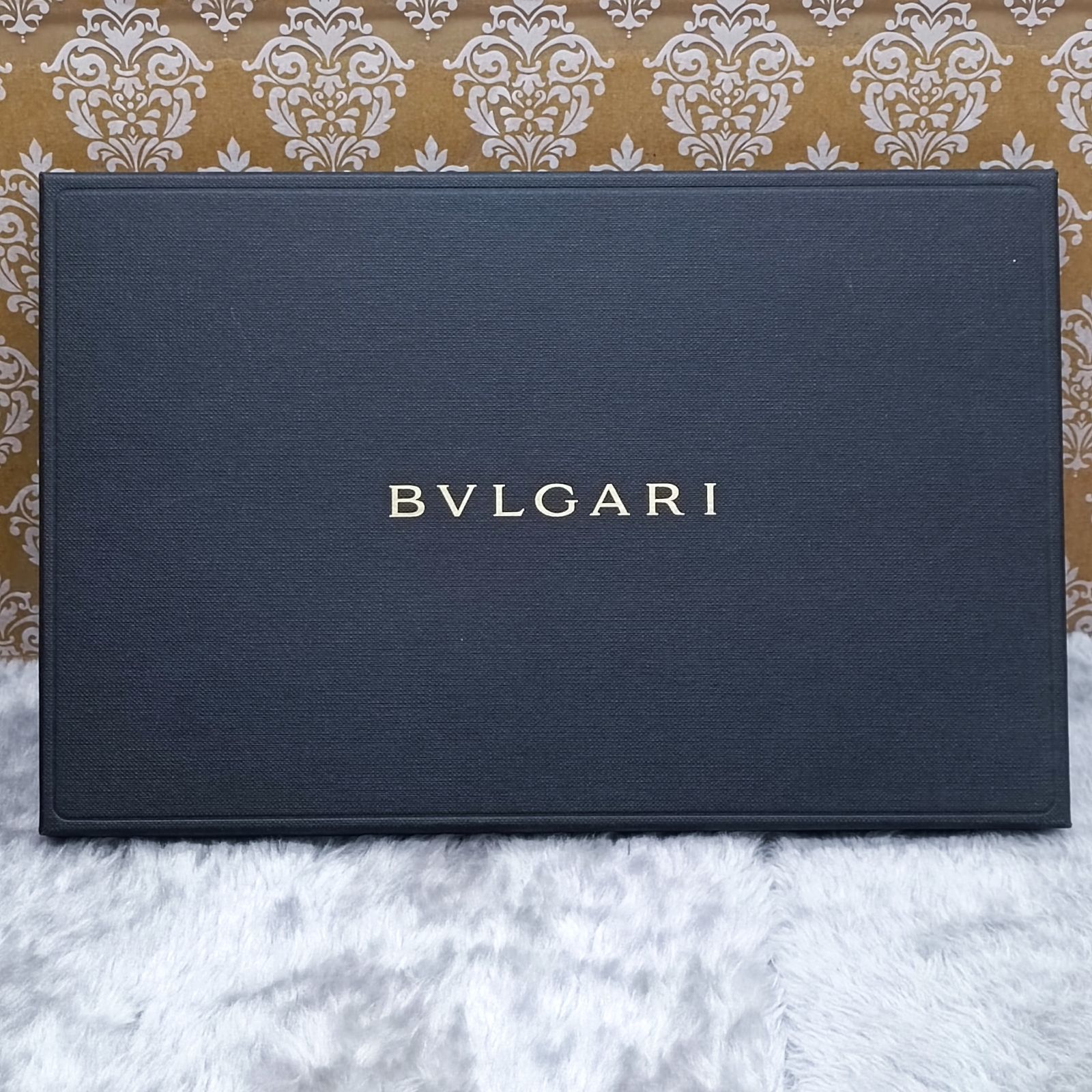 未使用■ BVLGARI ブルガリ ロゴマニア シルク100％ 総柄 スカーフ 楽天市場】ブルガリ ロゴマニア スカーフ シルク レディース