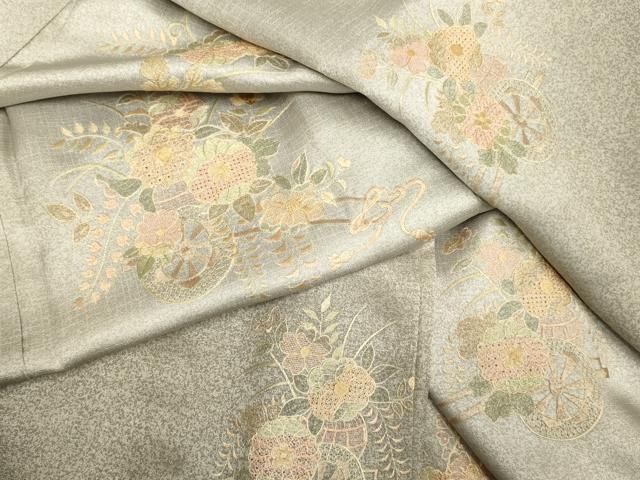 shan様［2878］訪問着 美品 未使用 汕頭刺繍 スワトウ 花車 正絹着物袷 shan様［2878］訪問着 美品 未使用 汕頭刺繍 スワトウ 花車 正絹