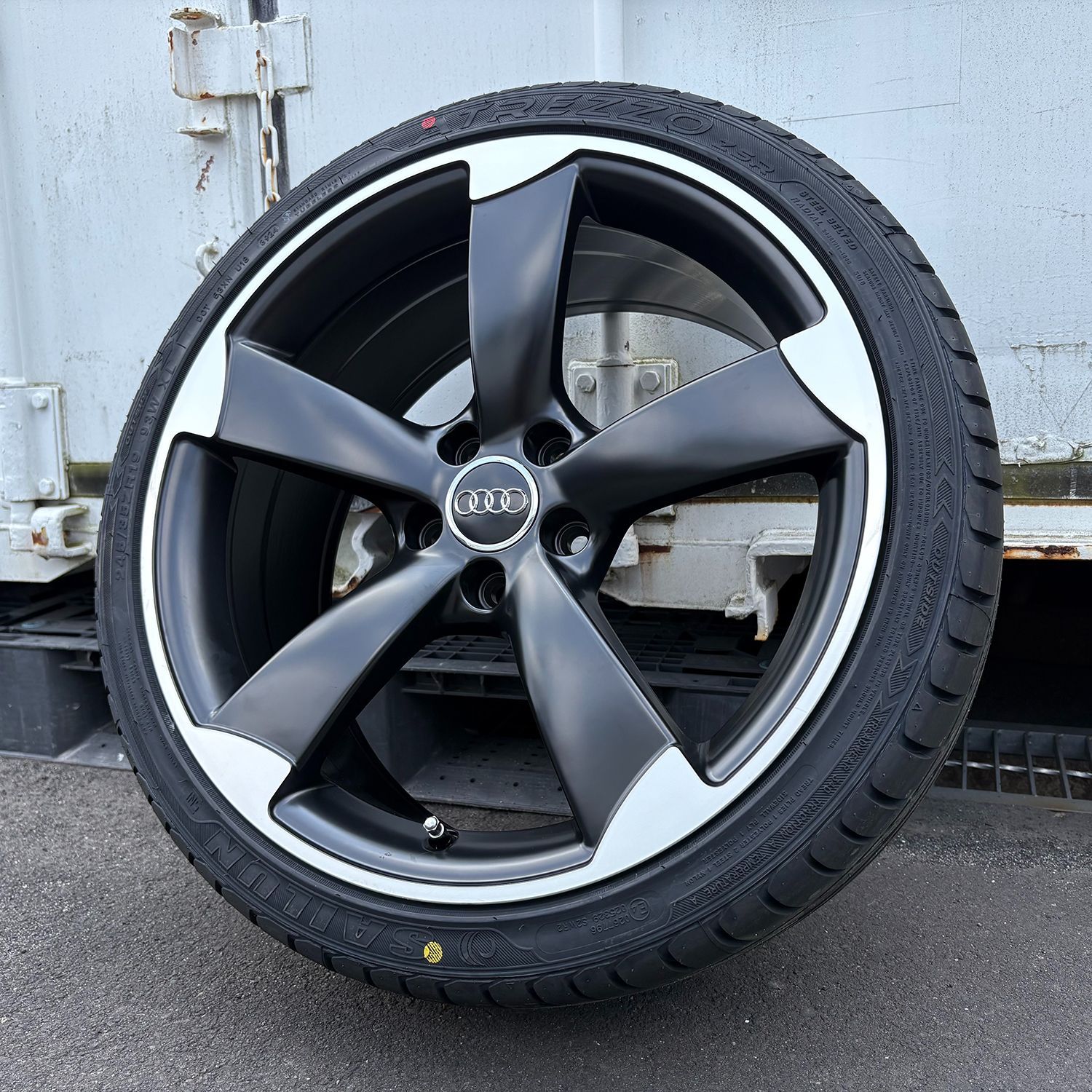 アウディ　A4 8W系　EUROTECH TW15 ホイール17インチ4本セット アウディ A4 8W系 EUROTECH TW15 ホイール17インチ4本セット