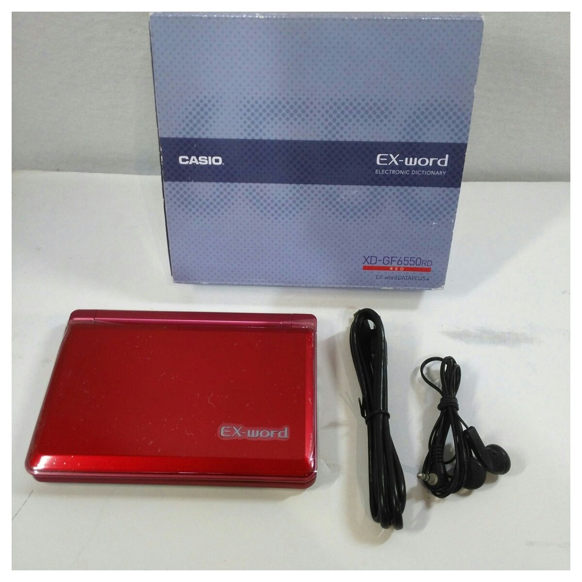 【中古】CASIO Ex-word 電子辞書 XD-GF6550RD レッド 音声対応 130コンテンツ収録 多辞書総合モデル クイックパレット付き5.7型(横117.0×縦66.1mm)タッ wyw801m