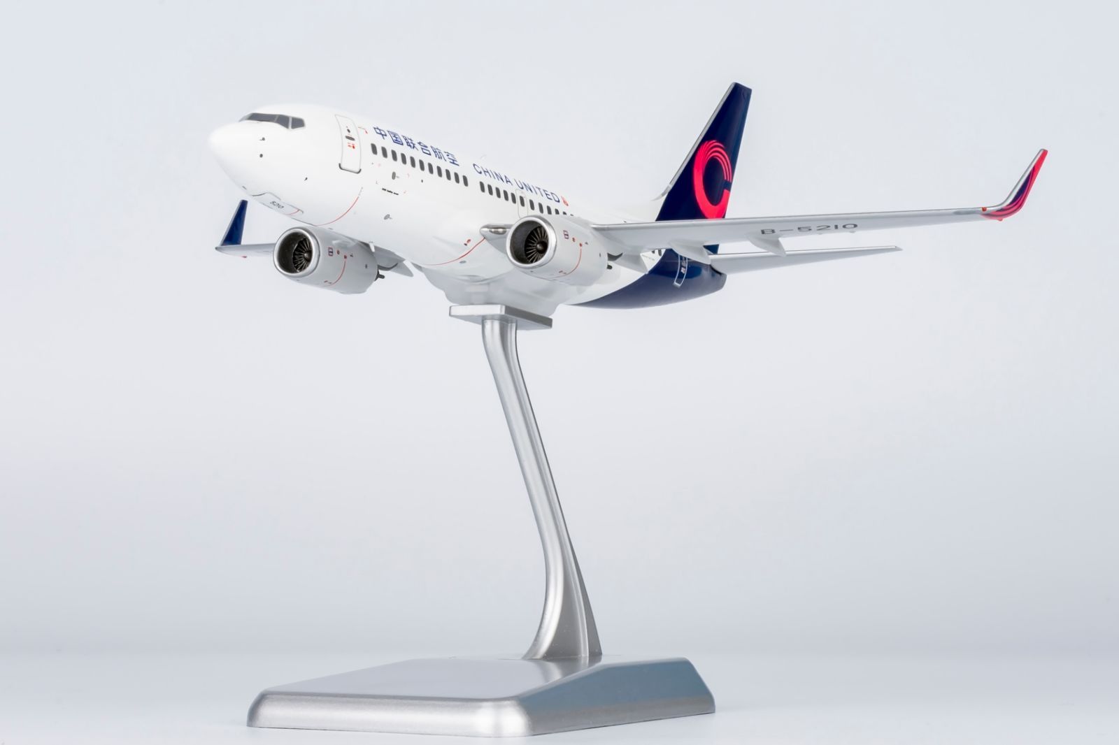 中国聯合航空 737-700