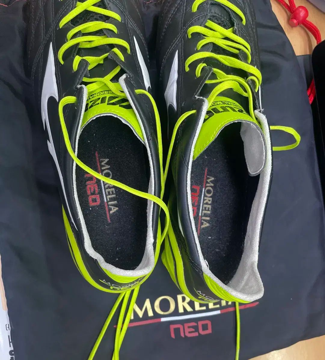mizuno ミズノ モレリア ネオ 2 ほぼ