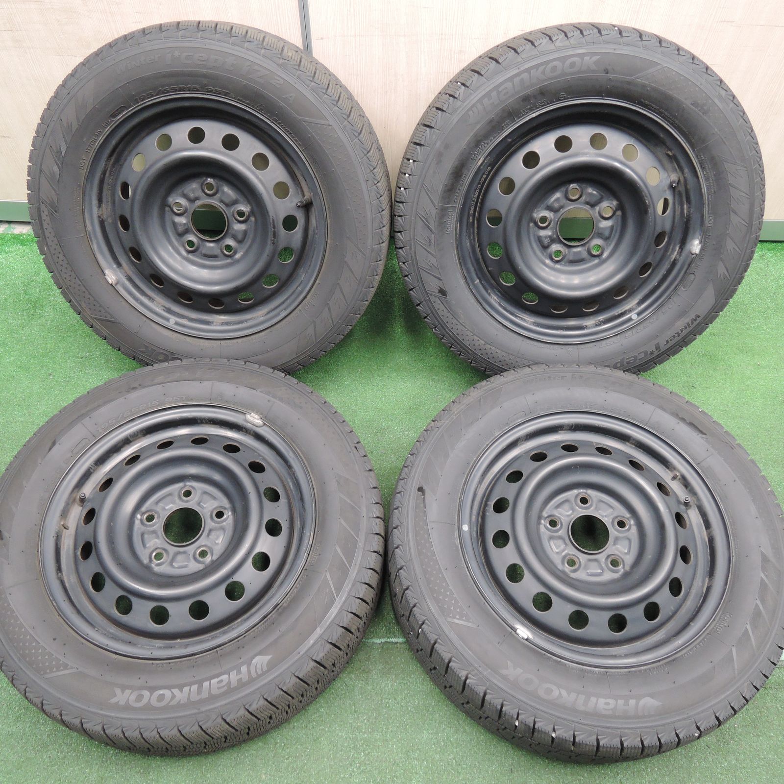 *送料無料*バリ溝！22年！9.5分スタッドレス 195/65R15 ハンコック ウインターアイセプト IZ2A スチール ホイール 15インチ PCD114.3/5H3121612HAス