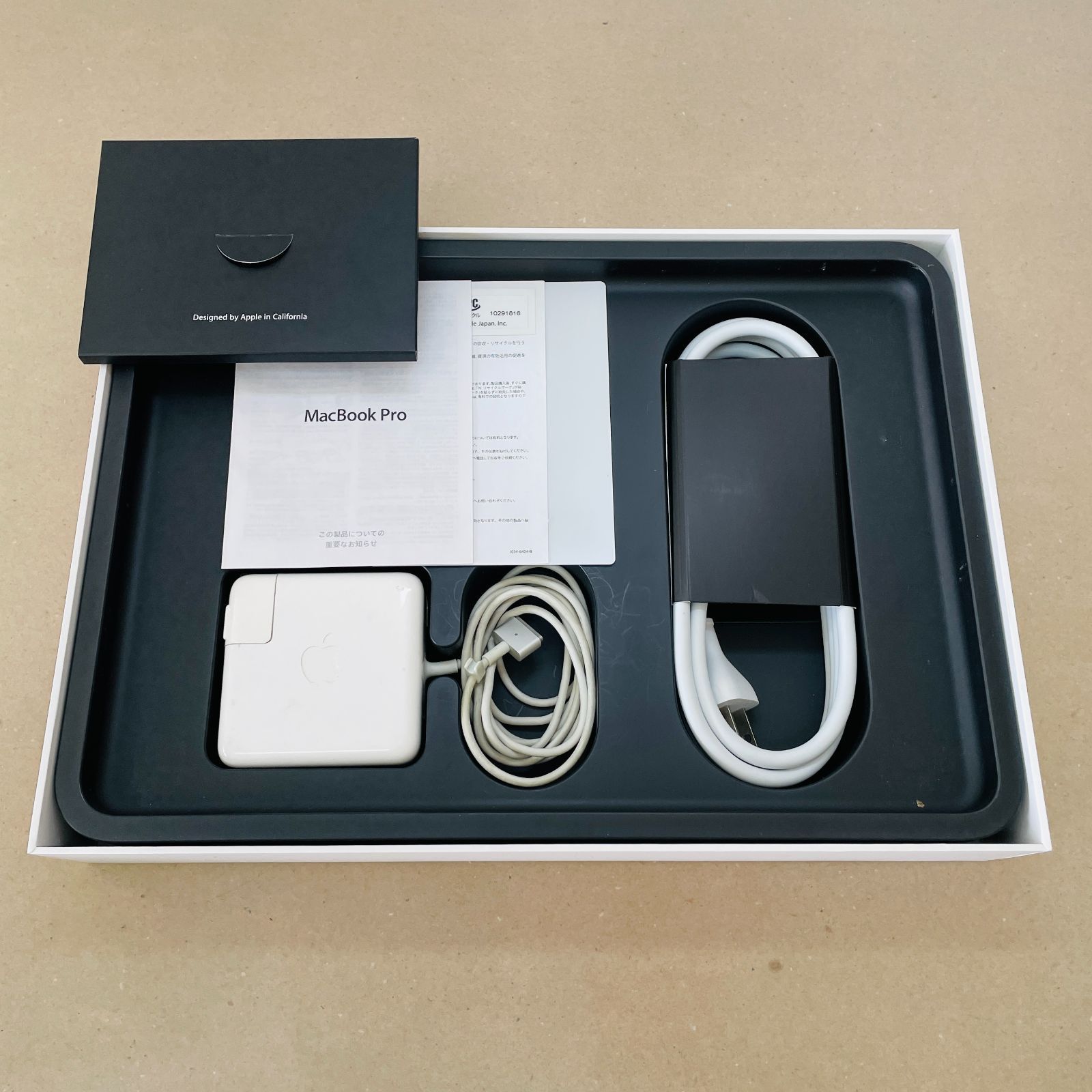 MacBook Pro 2013 13インチ i5 16GB SSD 512GB 充放電回数192回 US