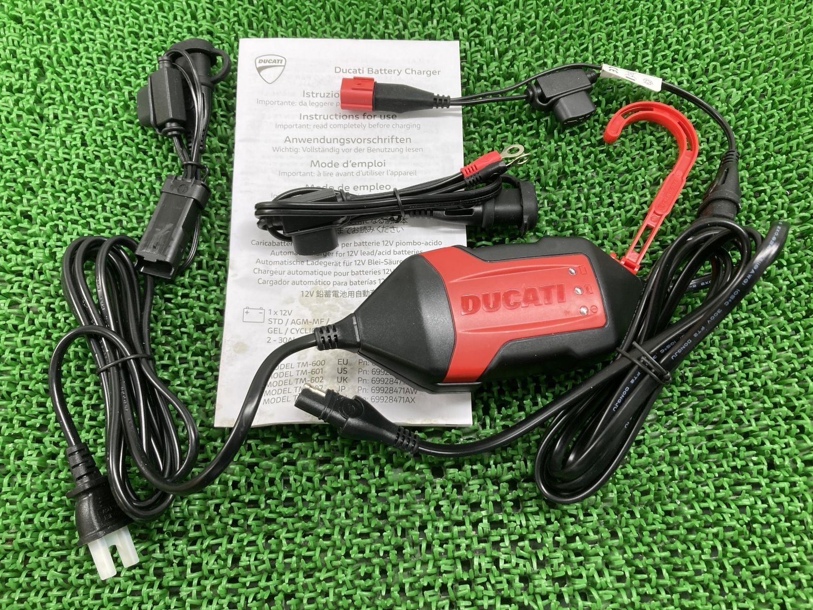 バッテリーチャージャー B-3300 ドゥカティ 純正 中古 バイク 部品 TM607 TECMATE テックメート 充電器 12V 車検 Genuine