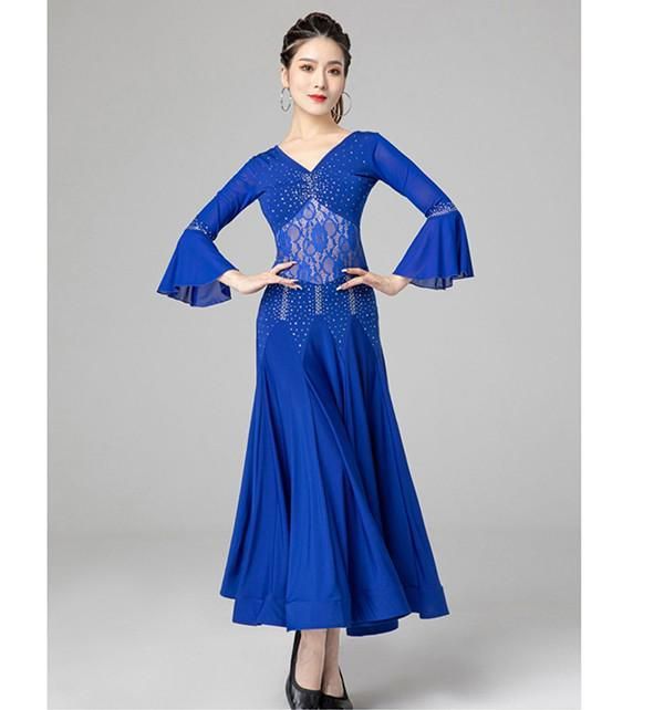 ブラック ブルー